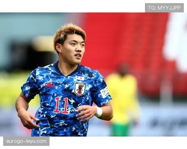 堂安律谈日本队三中卫战术：5-0大胜背后的进攻哲学，未来可期